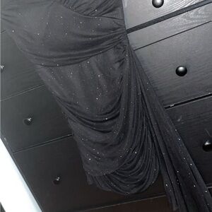 Elegant Black Sparkly Strapless Dress